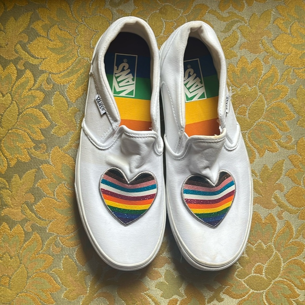 Vans Pride sneakers  Asher Slip-On, Glitter Heart Women’s Sz. 9.5